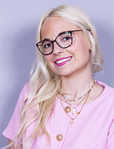 Headshot of Hannah Napier